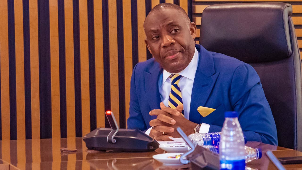 Education minister commissions smart school in Abia
